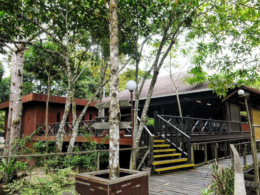 Bilit Rainforest Lodge Sandakan Esterno foto