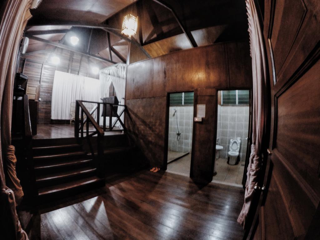 Bilit Rainforest Lodge Sandakan Esterno foto
