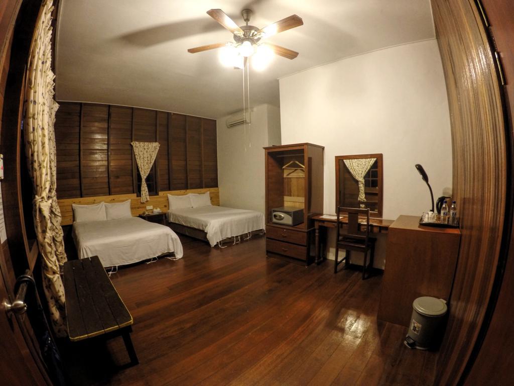 Bilit Rainforest Lodge Sandakan Esterno foto
