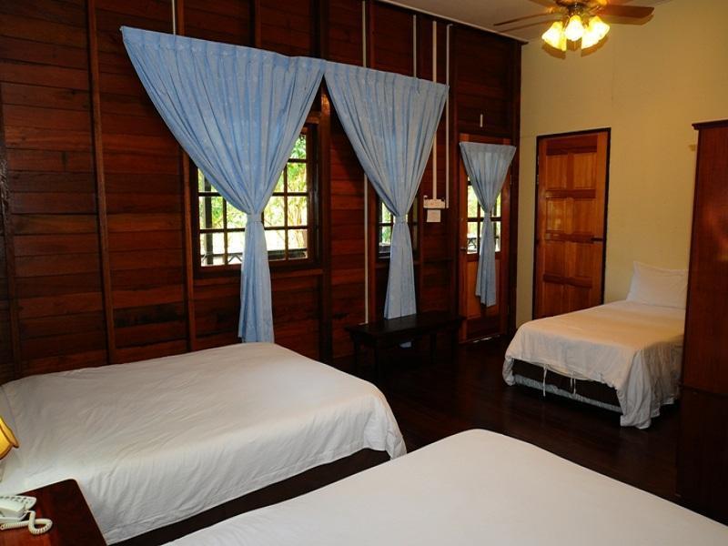Bilit Rainforest Lodge Sandakan Esterno foto