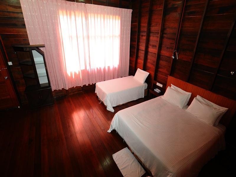 Bilit Rainforest Lodge Sandakan Esterno foto